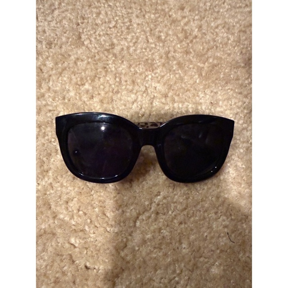 Previously Loved Black/Tortoiseshell GAP "Bond" Sunglasses